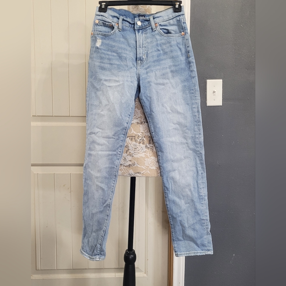 GAP DENIM WOMEN'S GIRLFRIEND JEAN'S